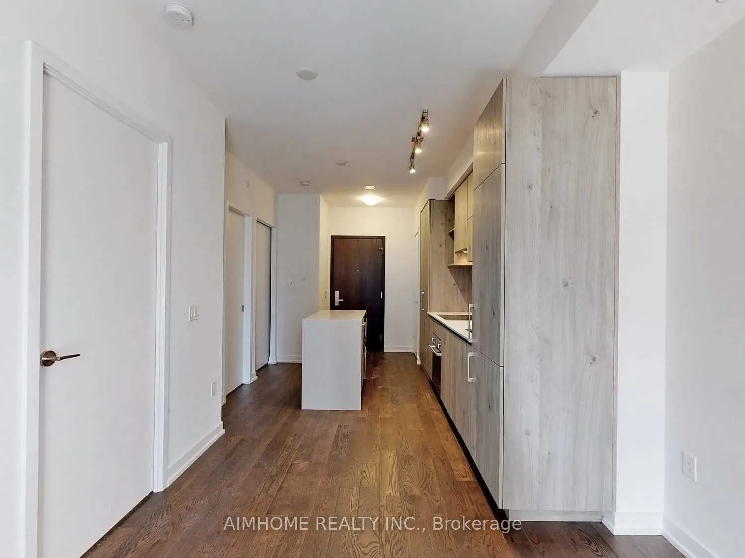 1 Yorkville Avenue, #1101