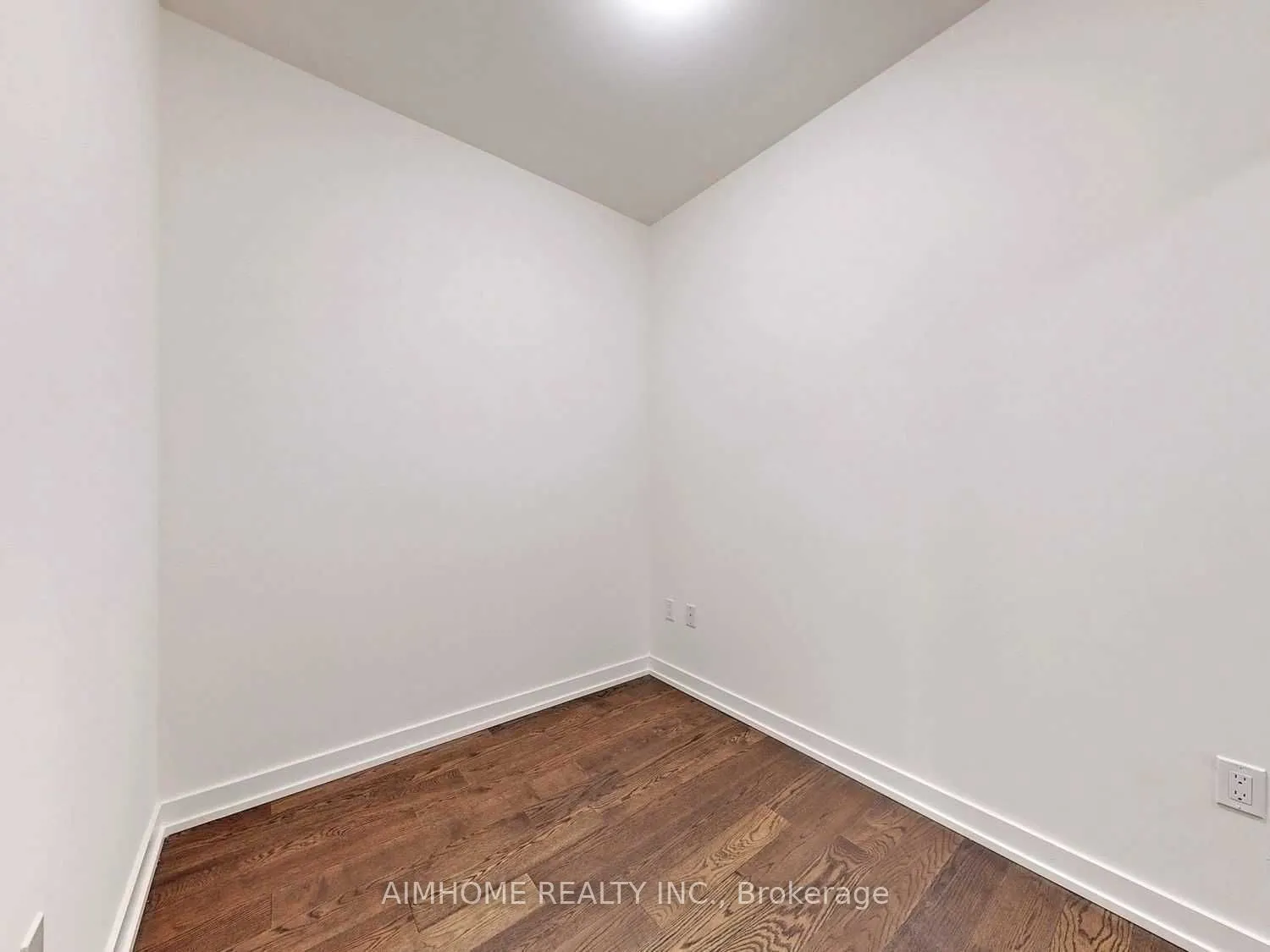 1 Yorkville Avenue, #1101