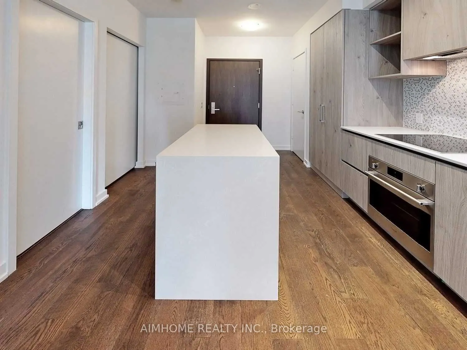 1 Yorkville Avenue, #1101