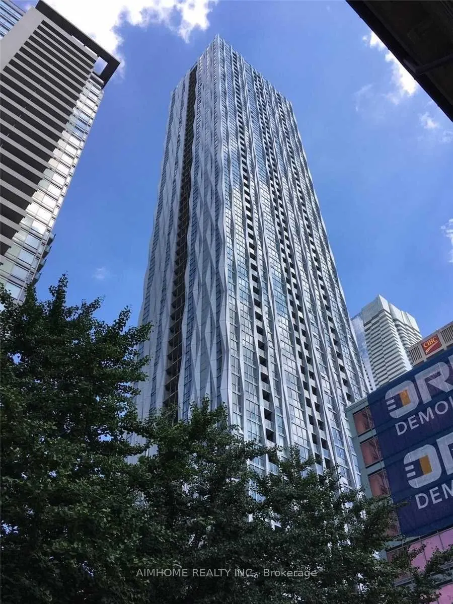 1 Yorkville Avenue, #1101