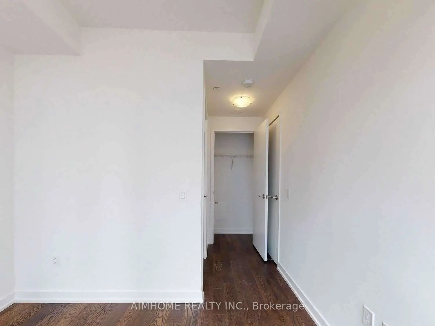 1 Yorkville Avenue, #1101