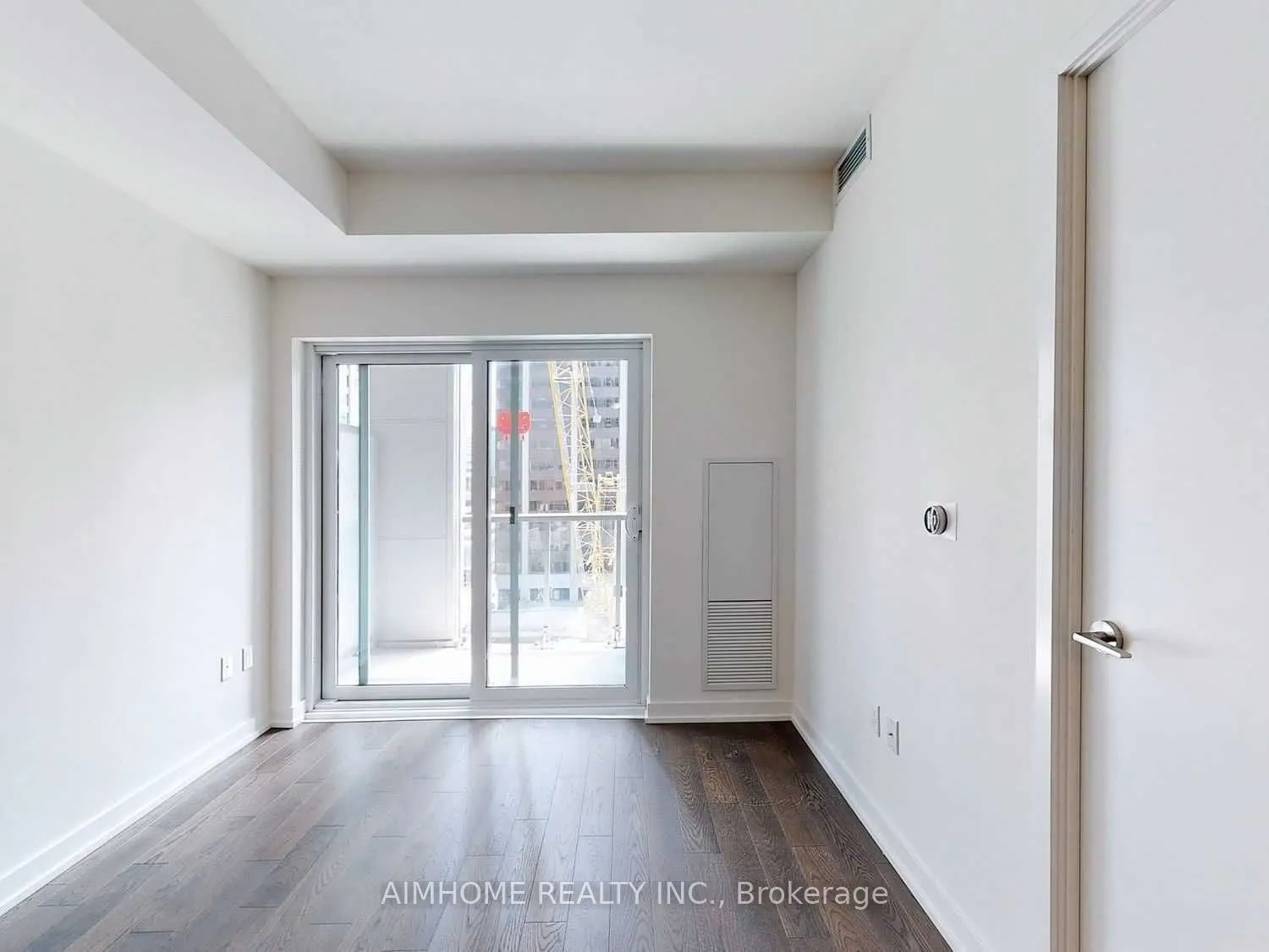 1 Yorkville Avenue, #1101