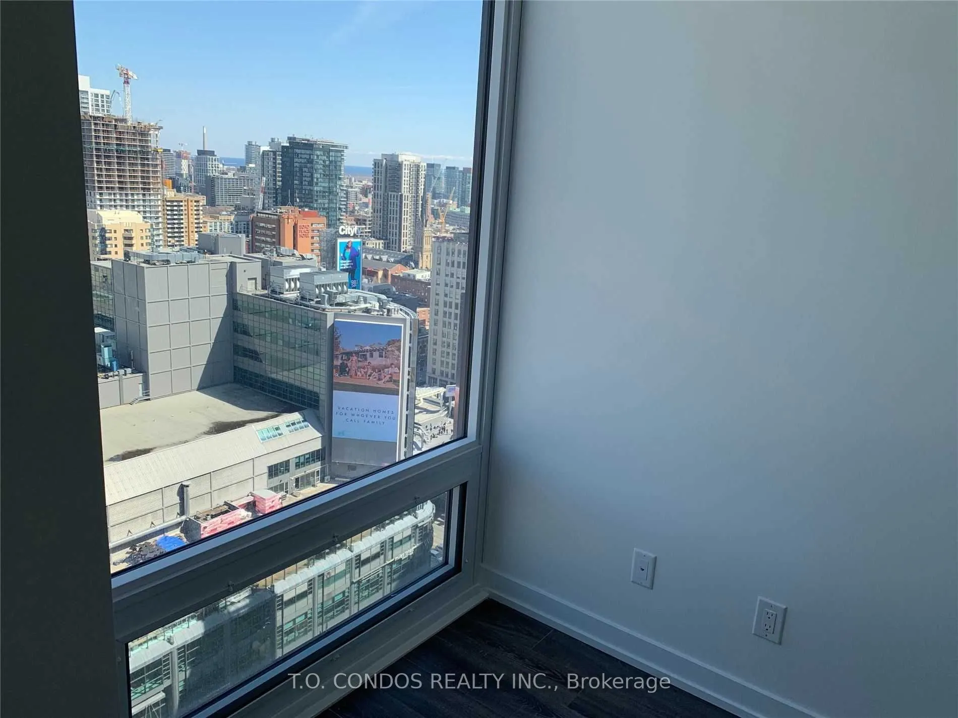 20 Edward Street, #2103