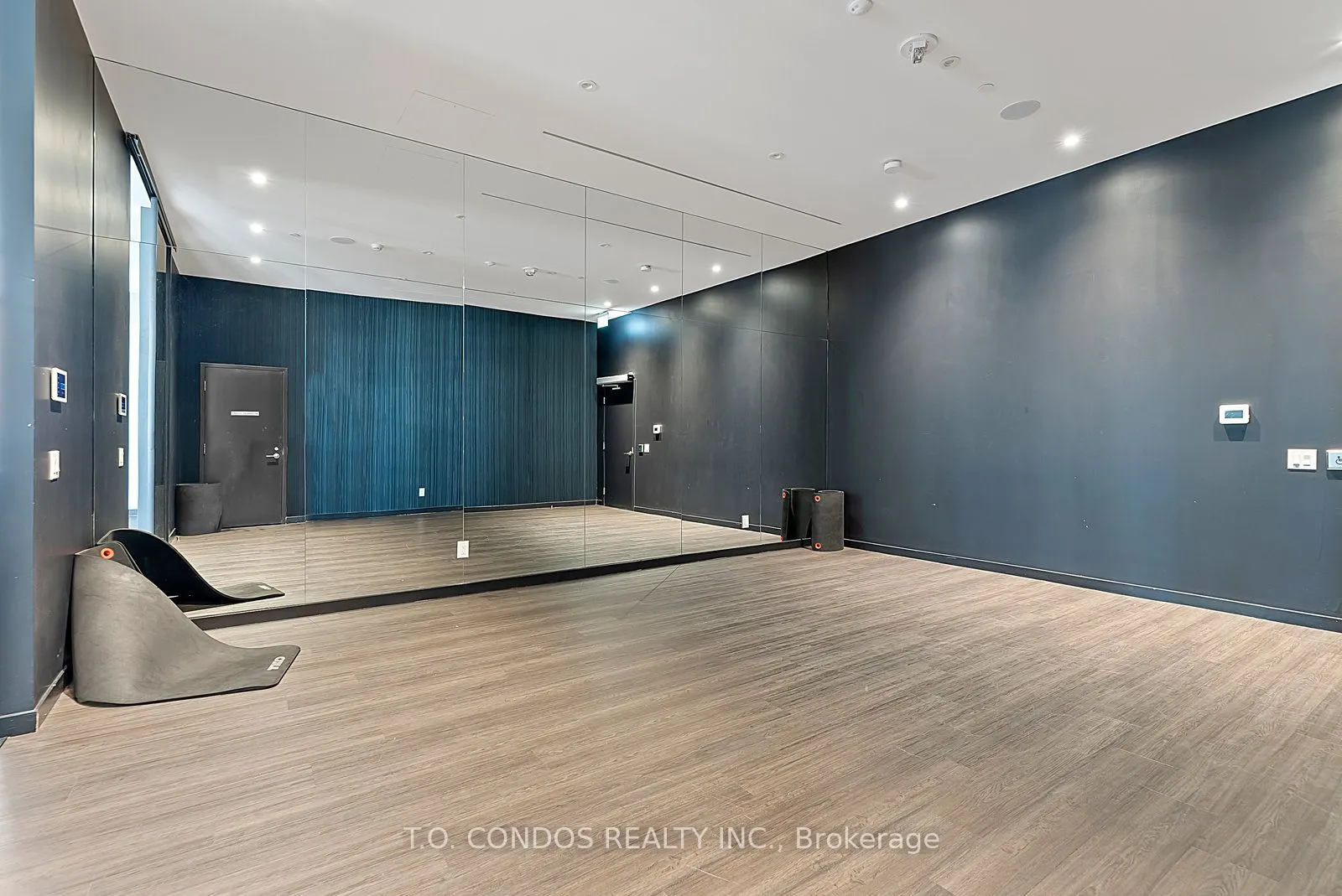 20 Edward Street, #2103