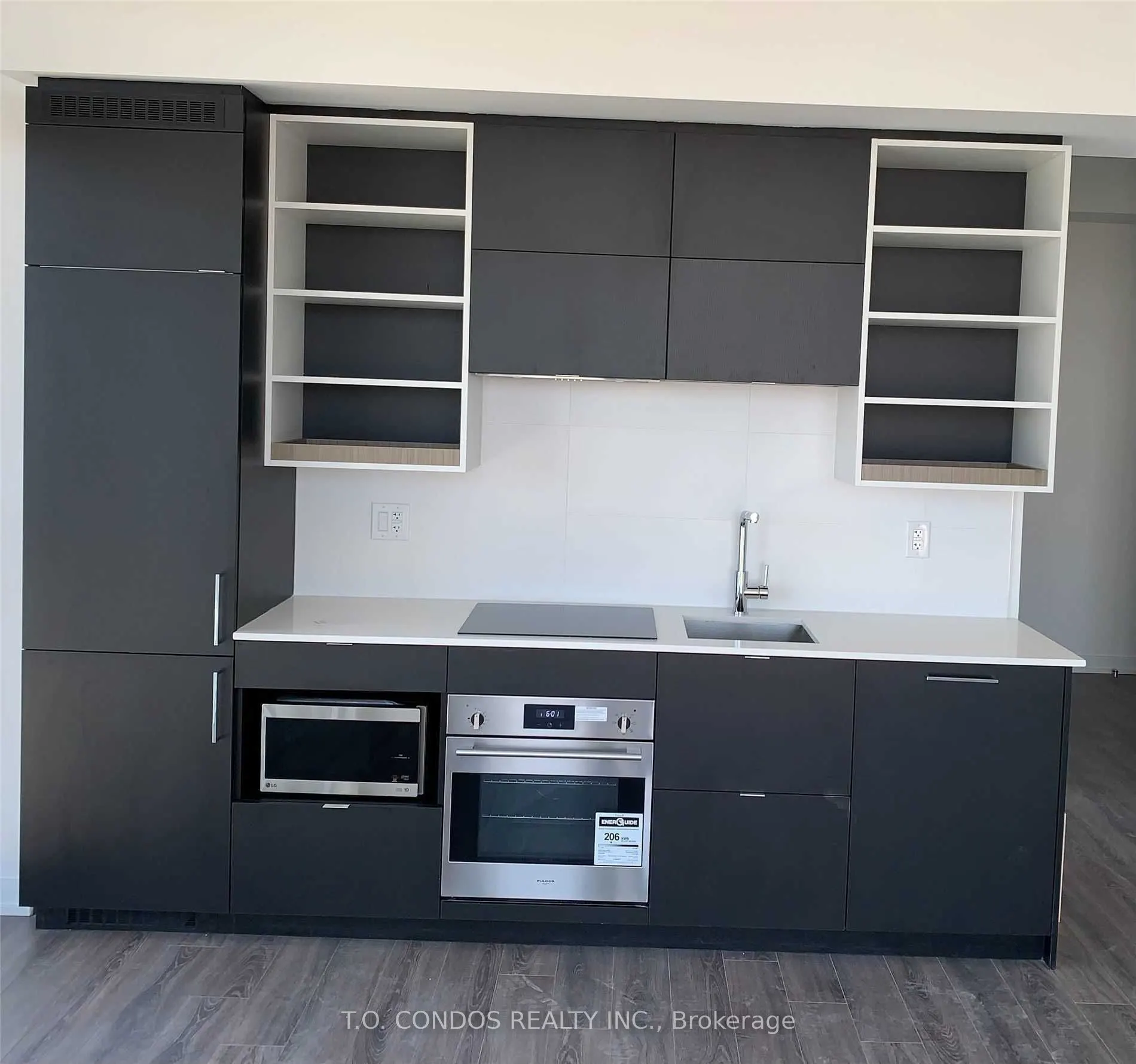 20 Edward Street, #2103