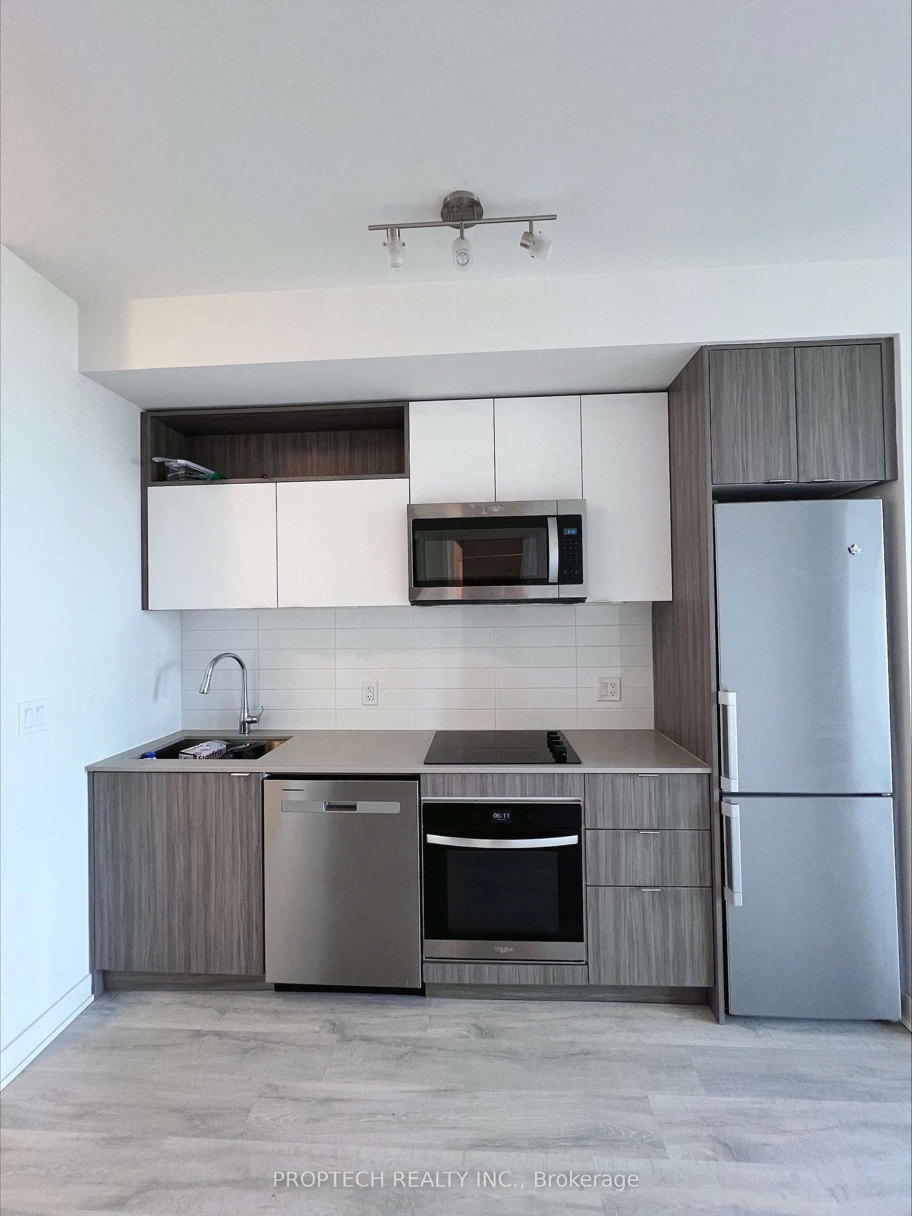 70 Princess St Street E, #1912