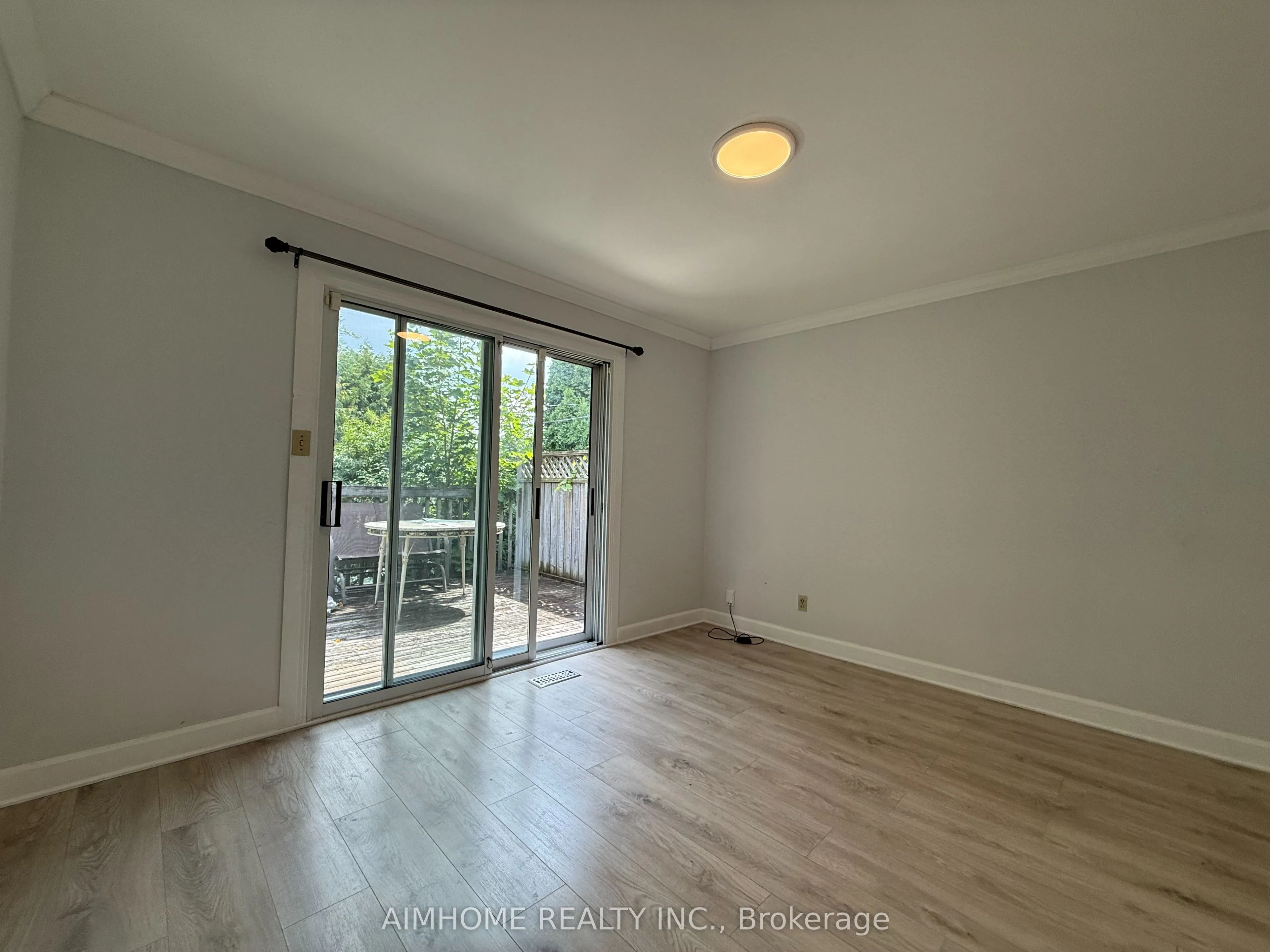 50 Silverview Drive, #Main