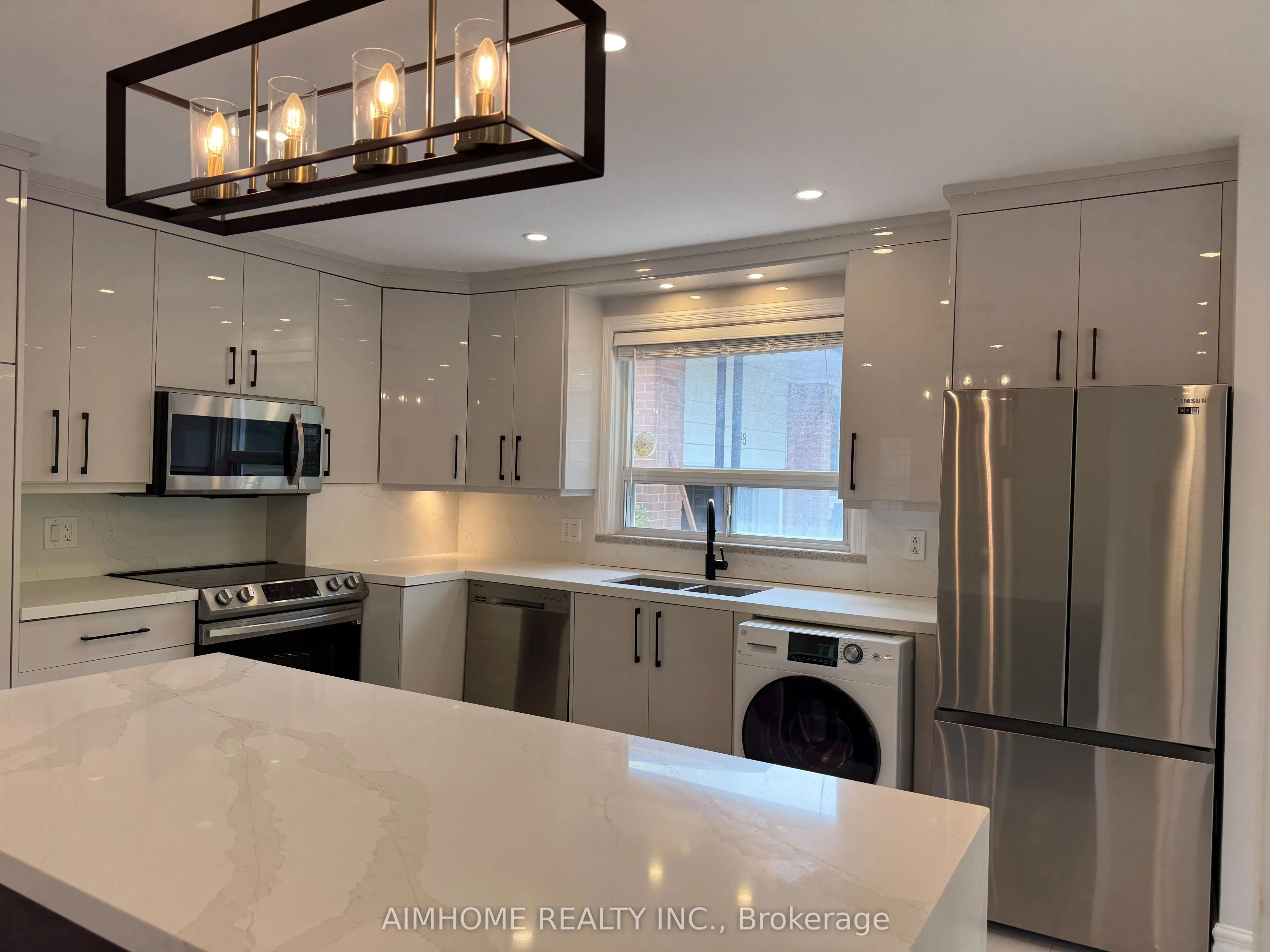 50 Silverview Drive, #Main