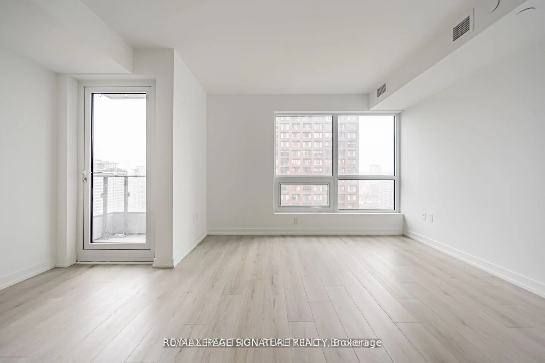 395 Bloor Street E, #1312