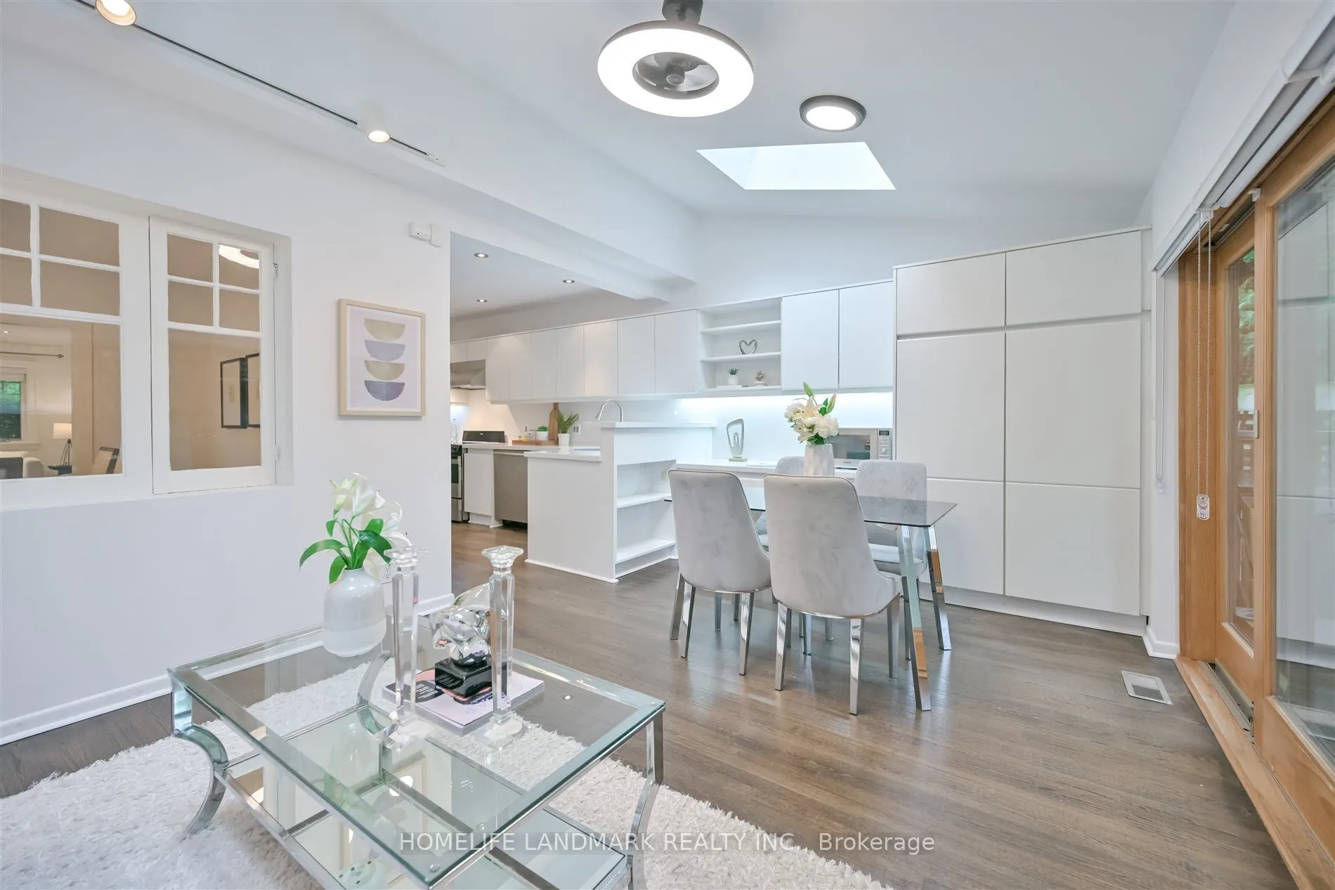 26 Birdsall Avenue