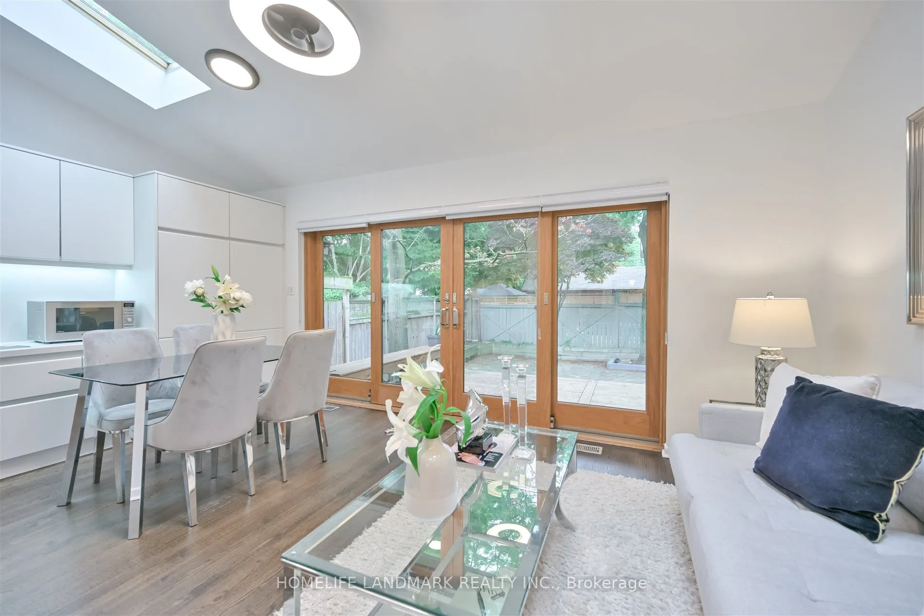 26 Birdsall Avenue