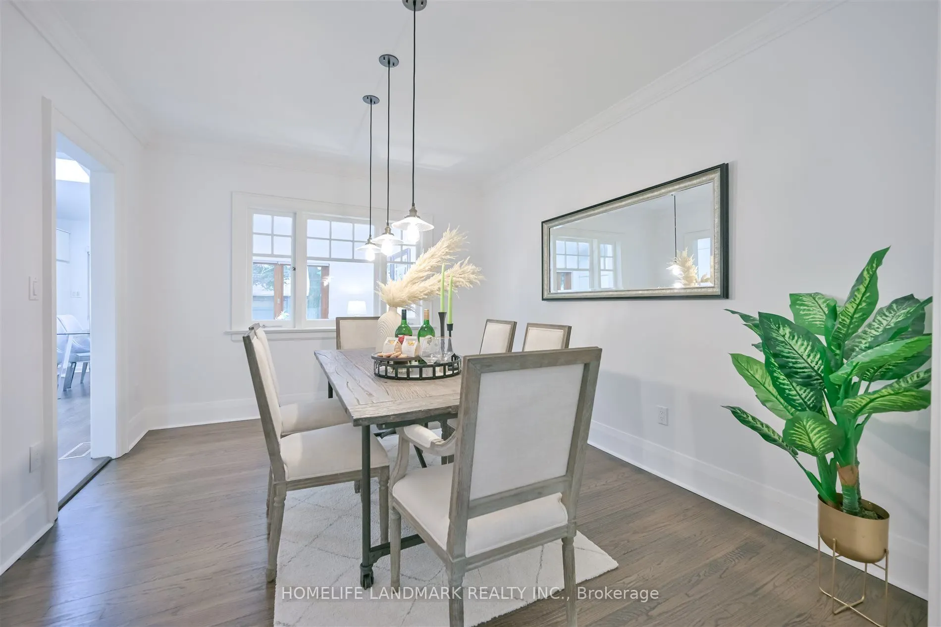 26 Birdsall Avenue