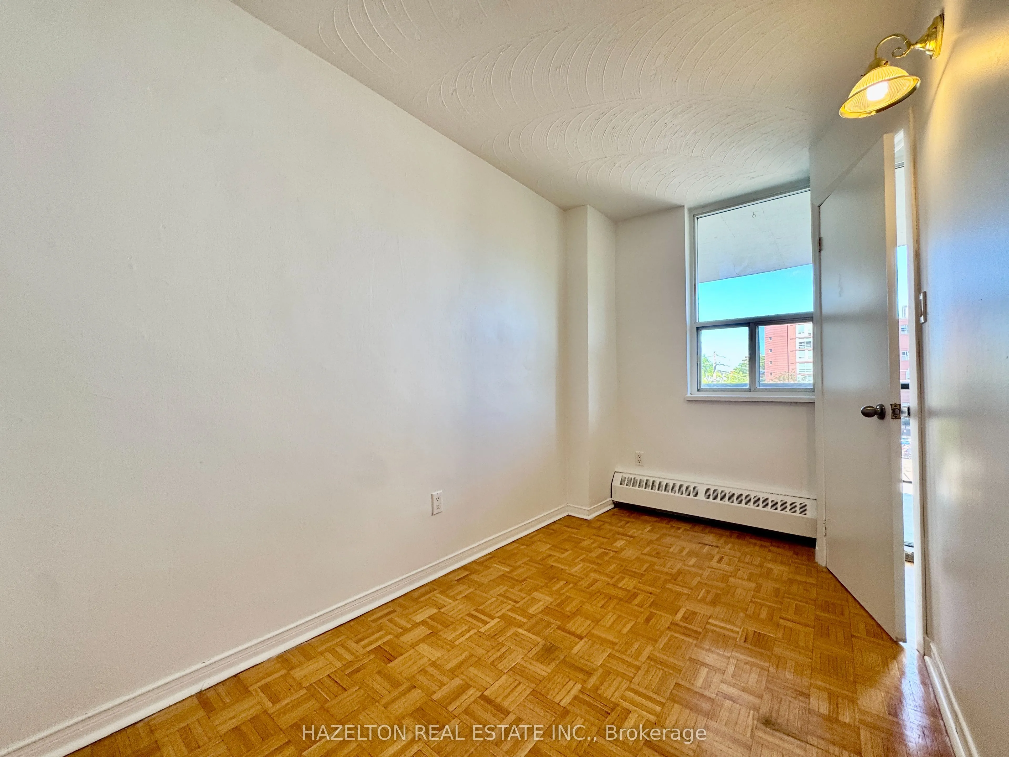 44 Walmer Road, #404