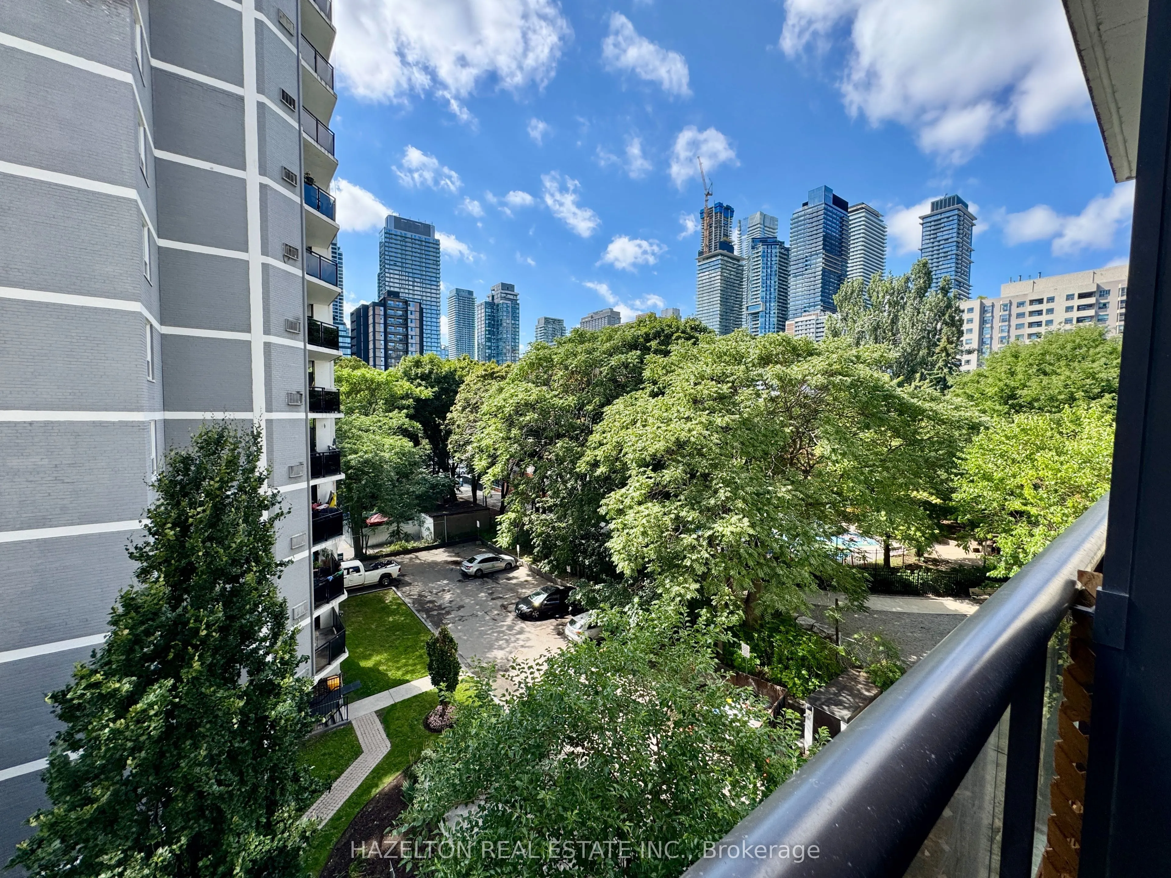 88 Wellesley Street E, #502