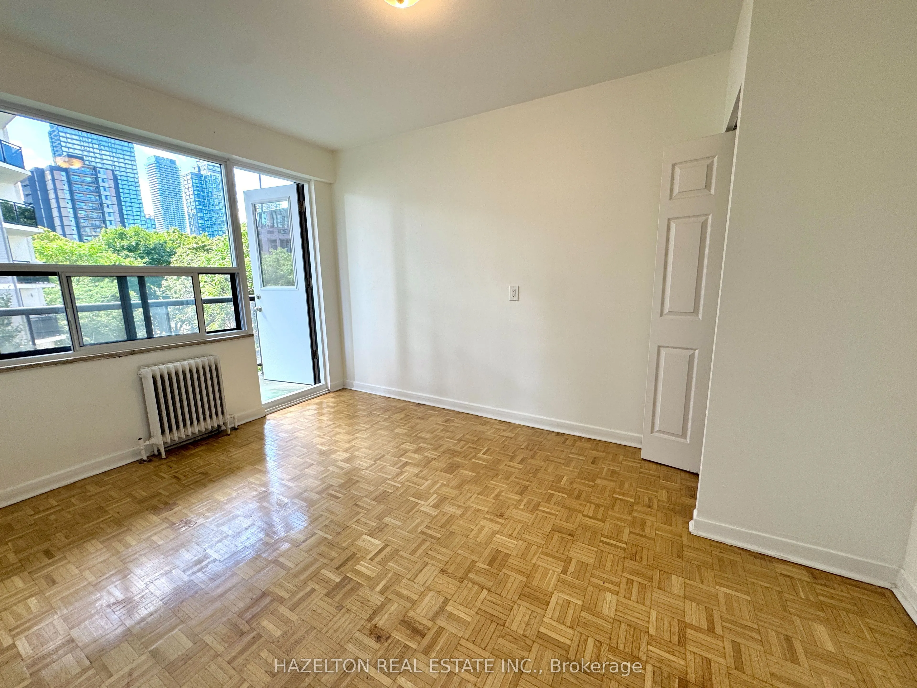 88 Wellesley Street E, #502