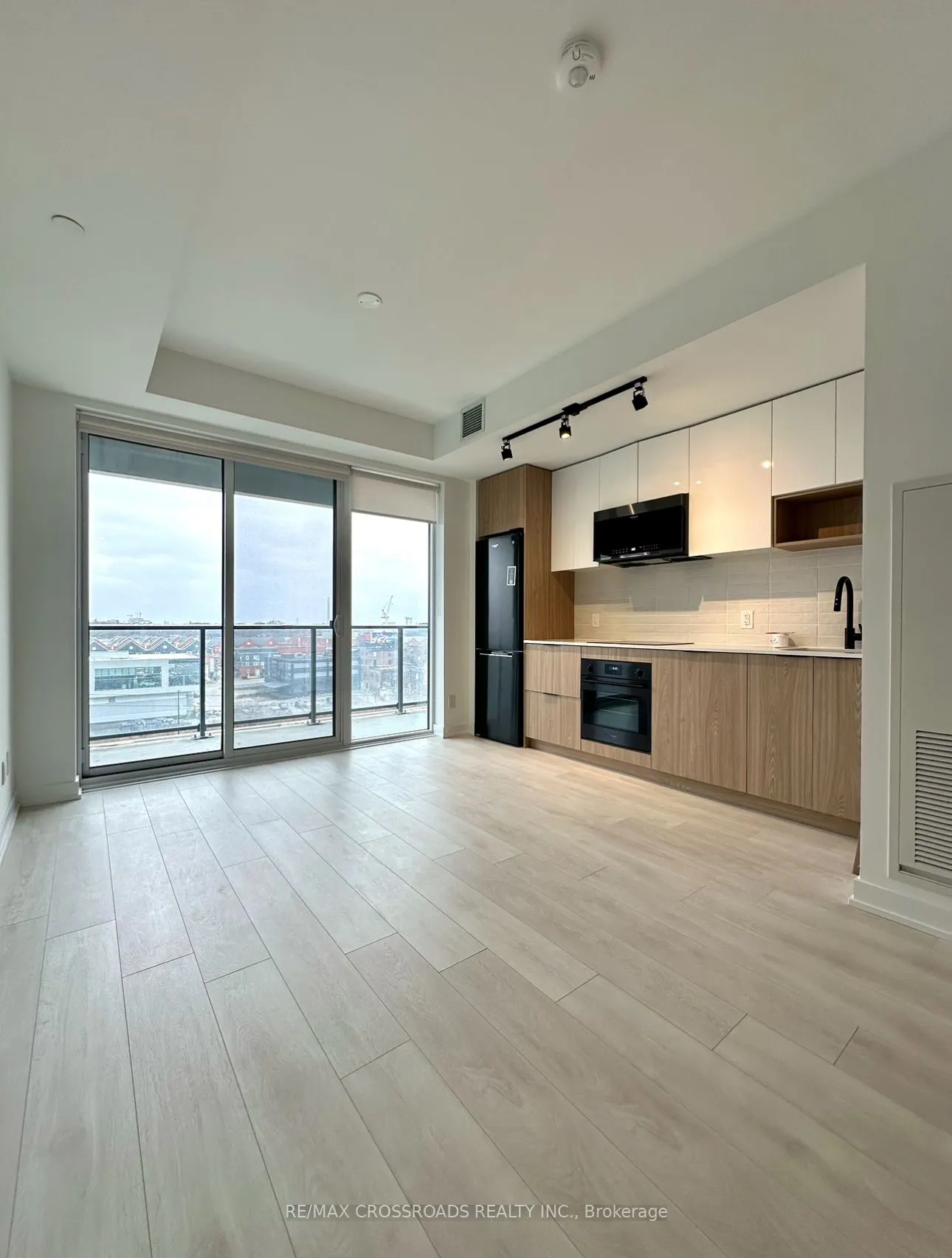 5 Defries Street, #603
