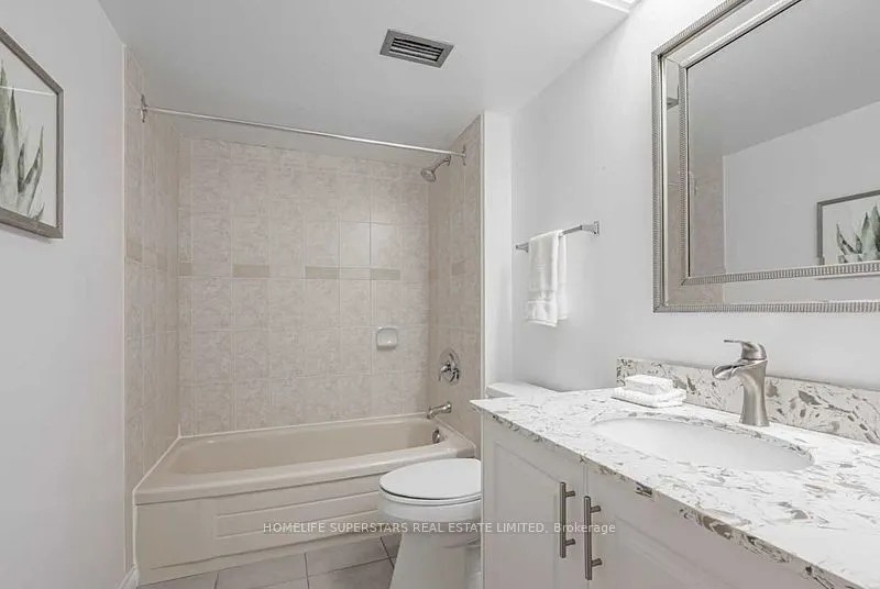 701 King Street W, #714