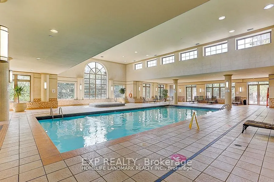 80 Harrison Garden Boulevard, #827