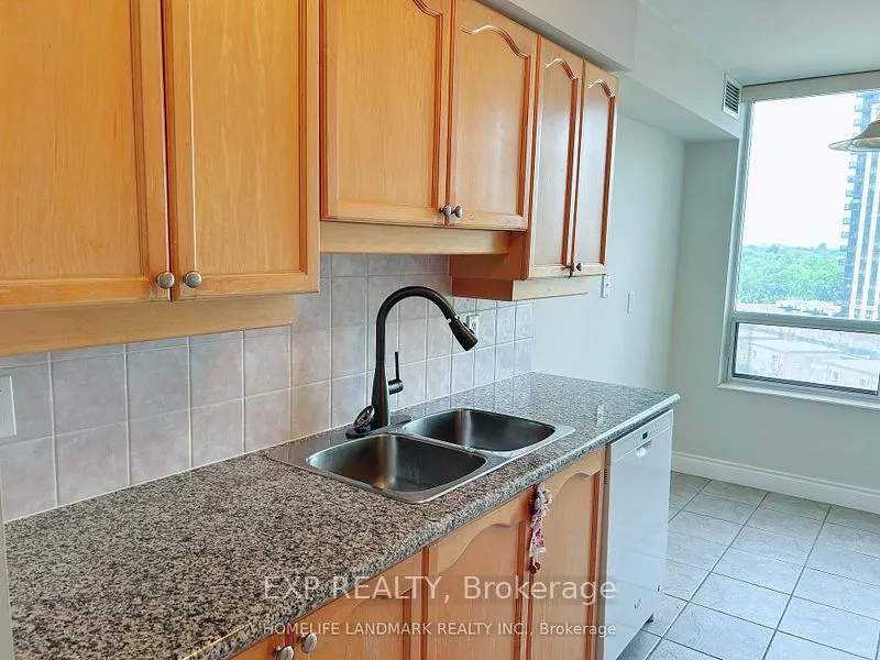80 Harrison Garden Boulevard, #827