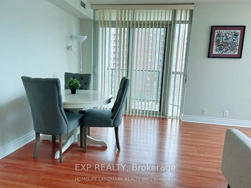 80 Harrison Garden Boulevard, #827