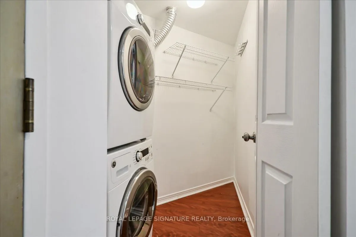 942 Yonge Street, #410
