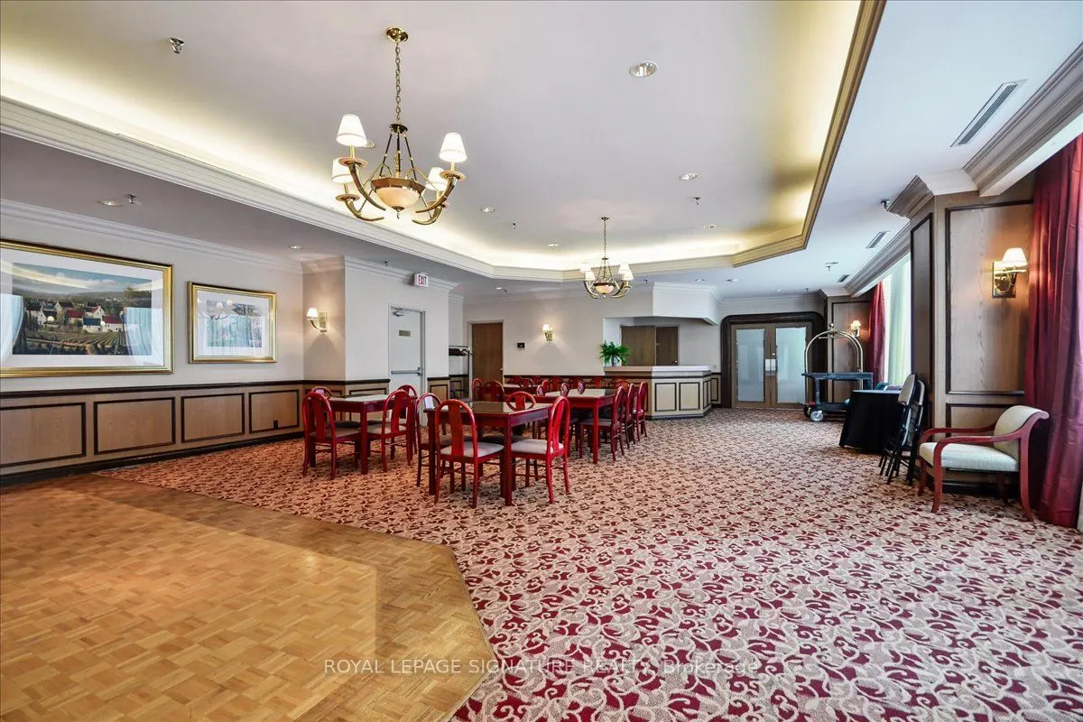 942 Yonge Street, #410