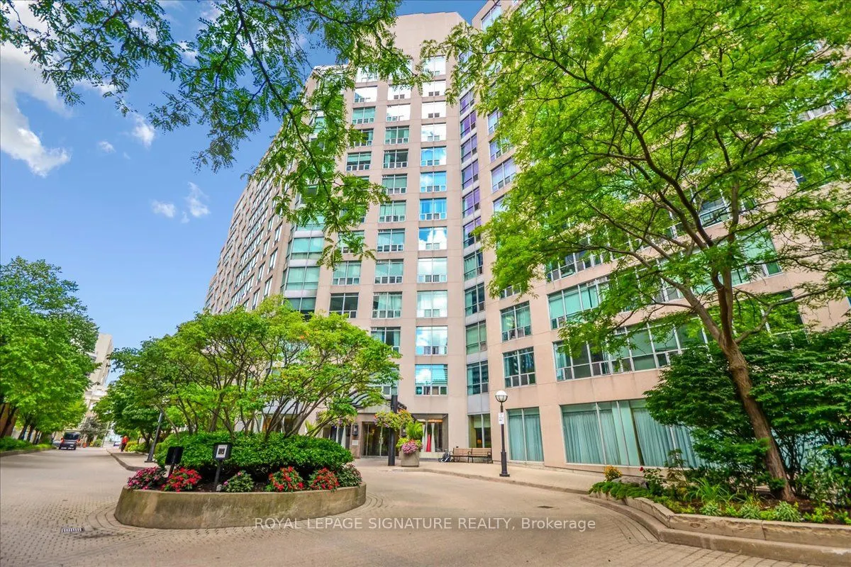 942 Yonge Street, #410