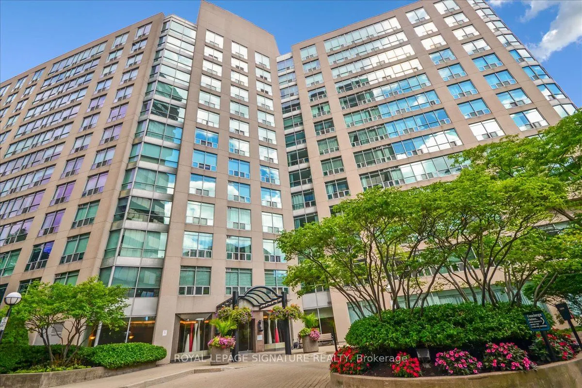 942 Yonge Street, #410