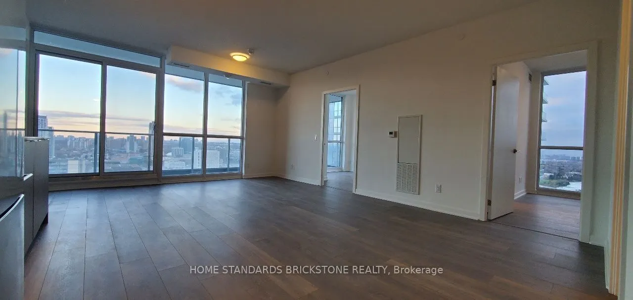 38 Forest Manor Road, #2204