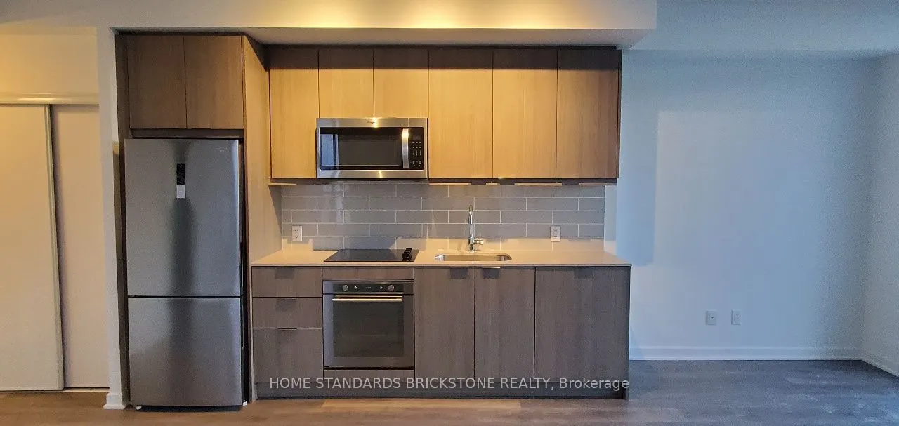 38 Forest Manor Road, #2204