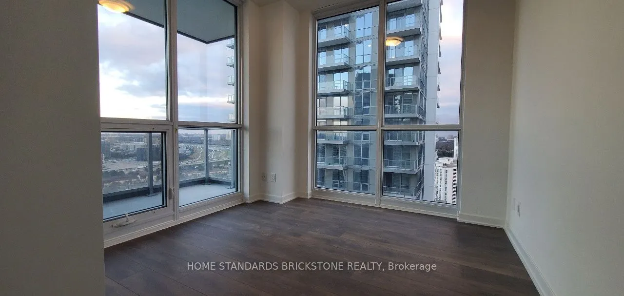 38 Forest Manor Road, #2204