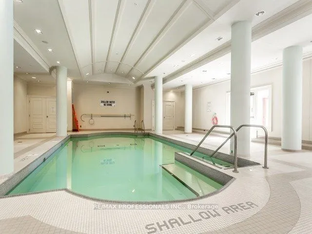 23 Rean Drive, #207