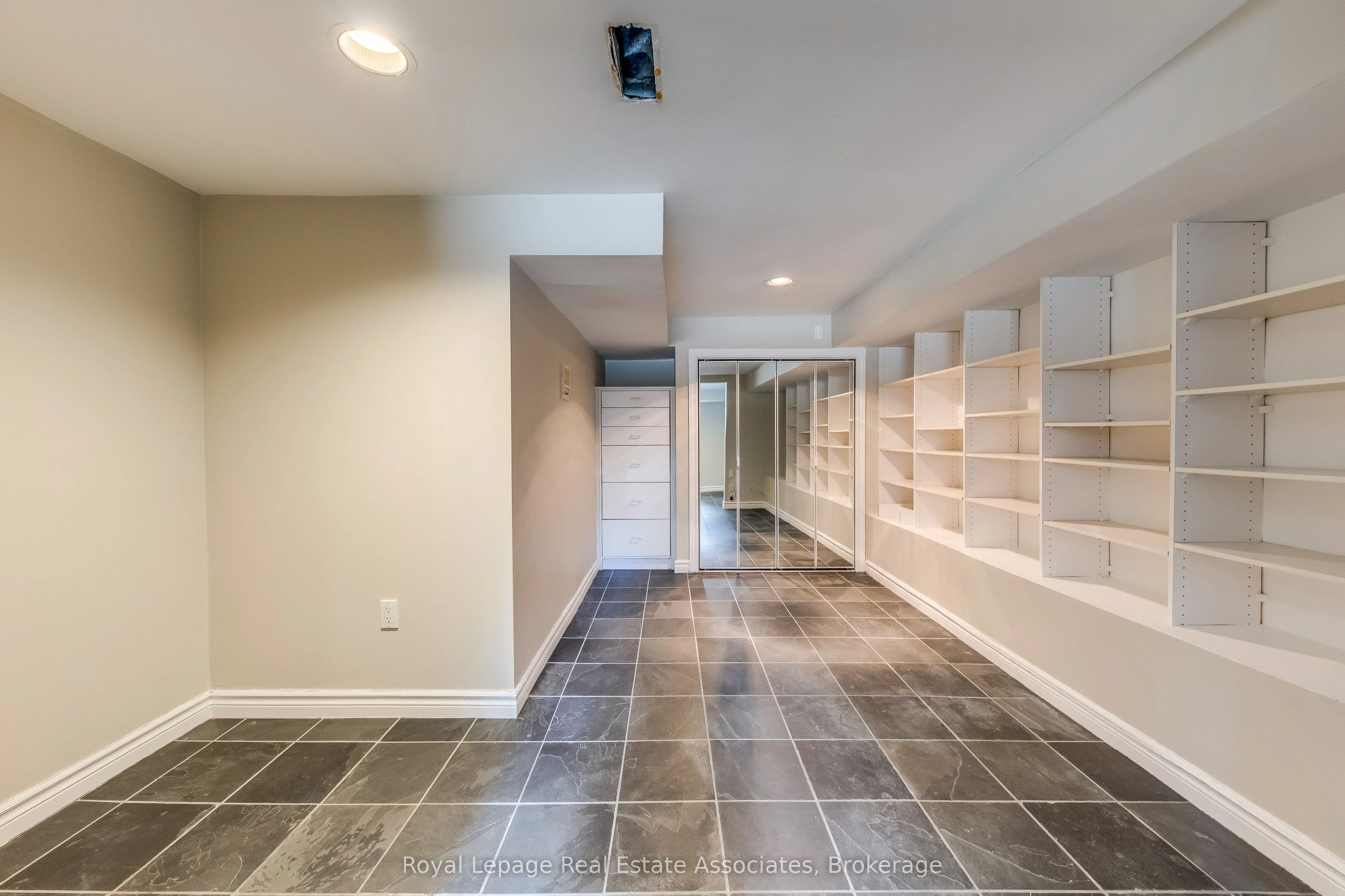 123 Melrose Avenue