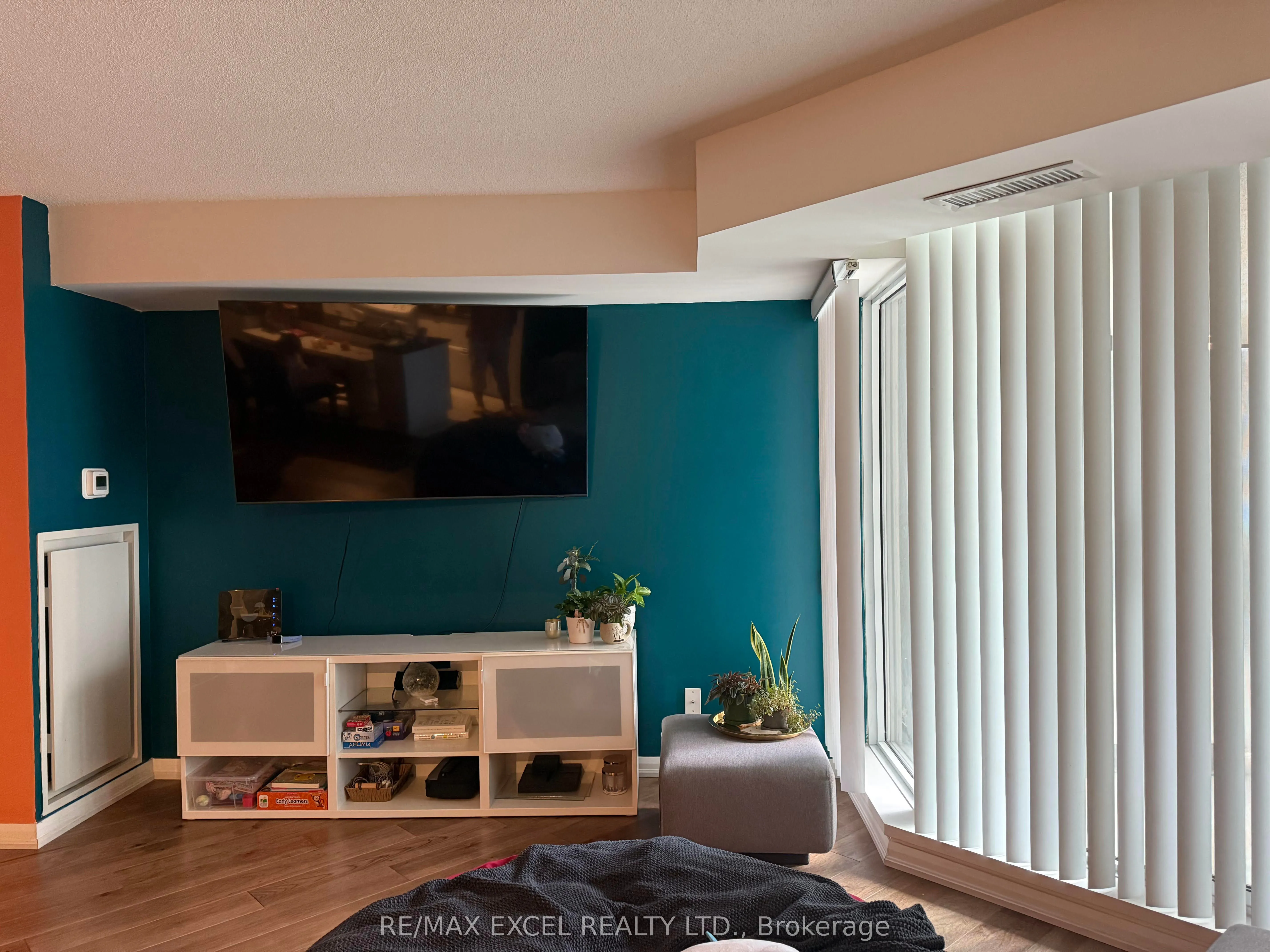 111 Elizabeth Street, #801