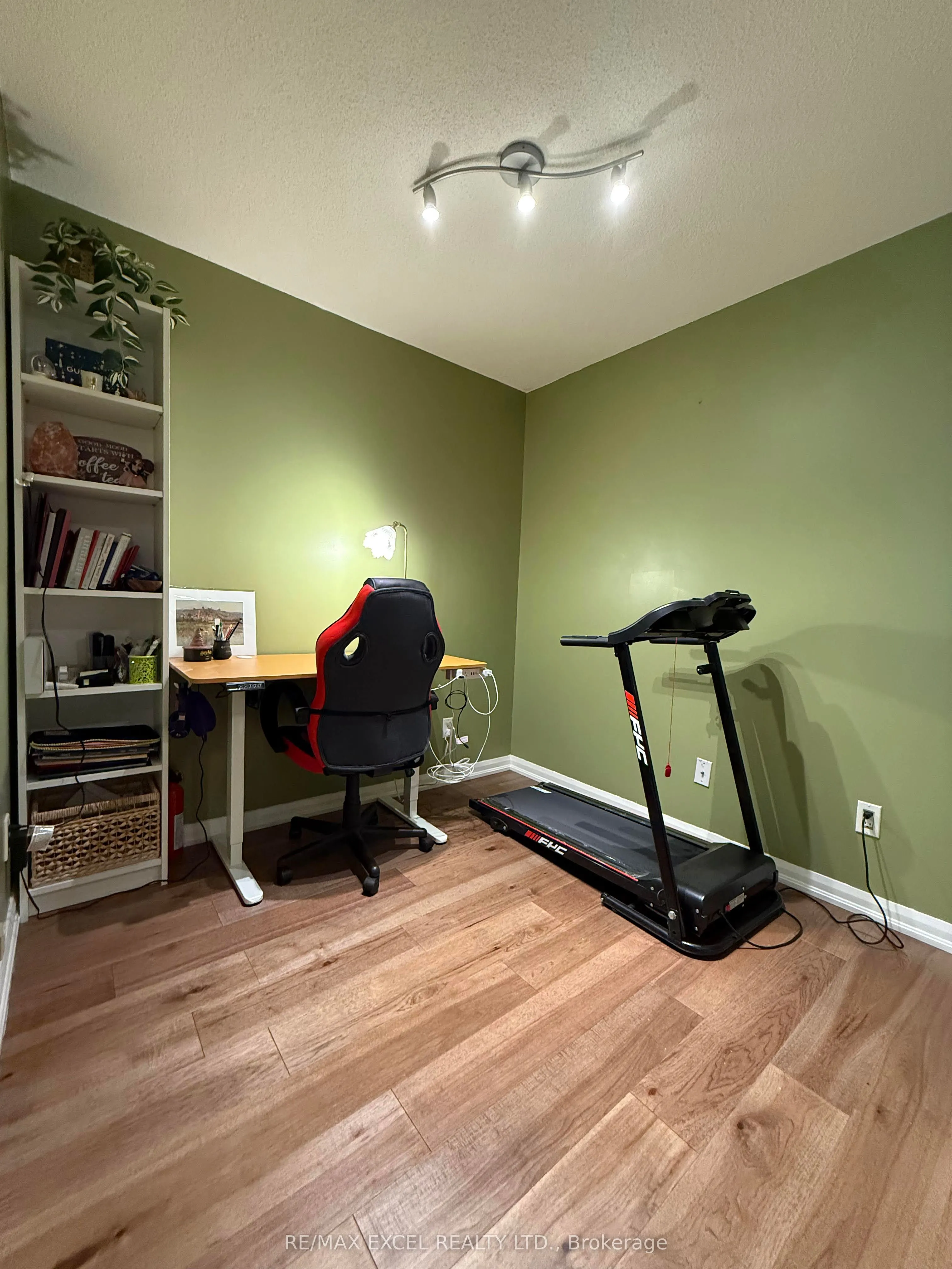 111 Elizabeth Street, #801