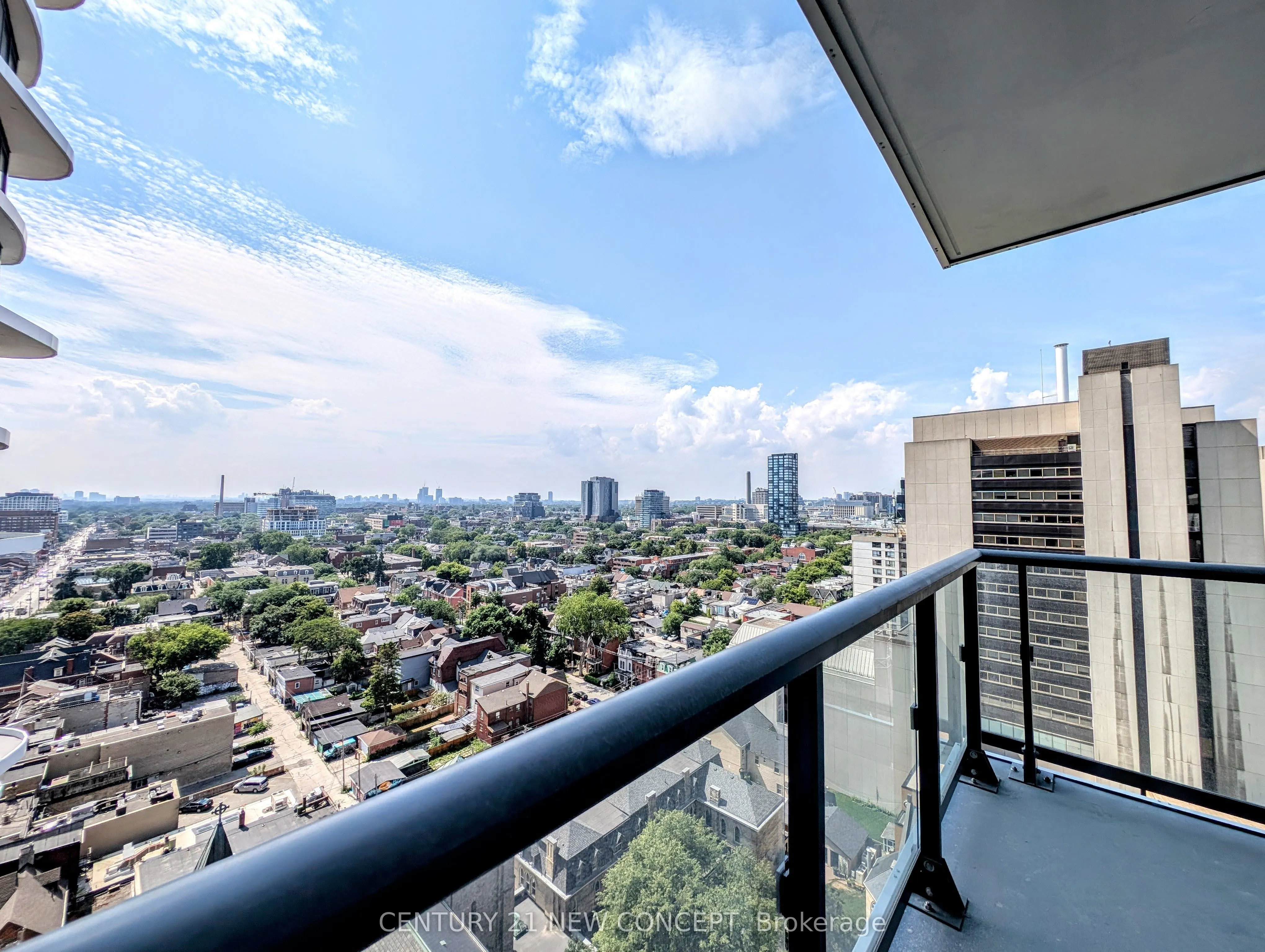 280 Dundas Street W, #2802