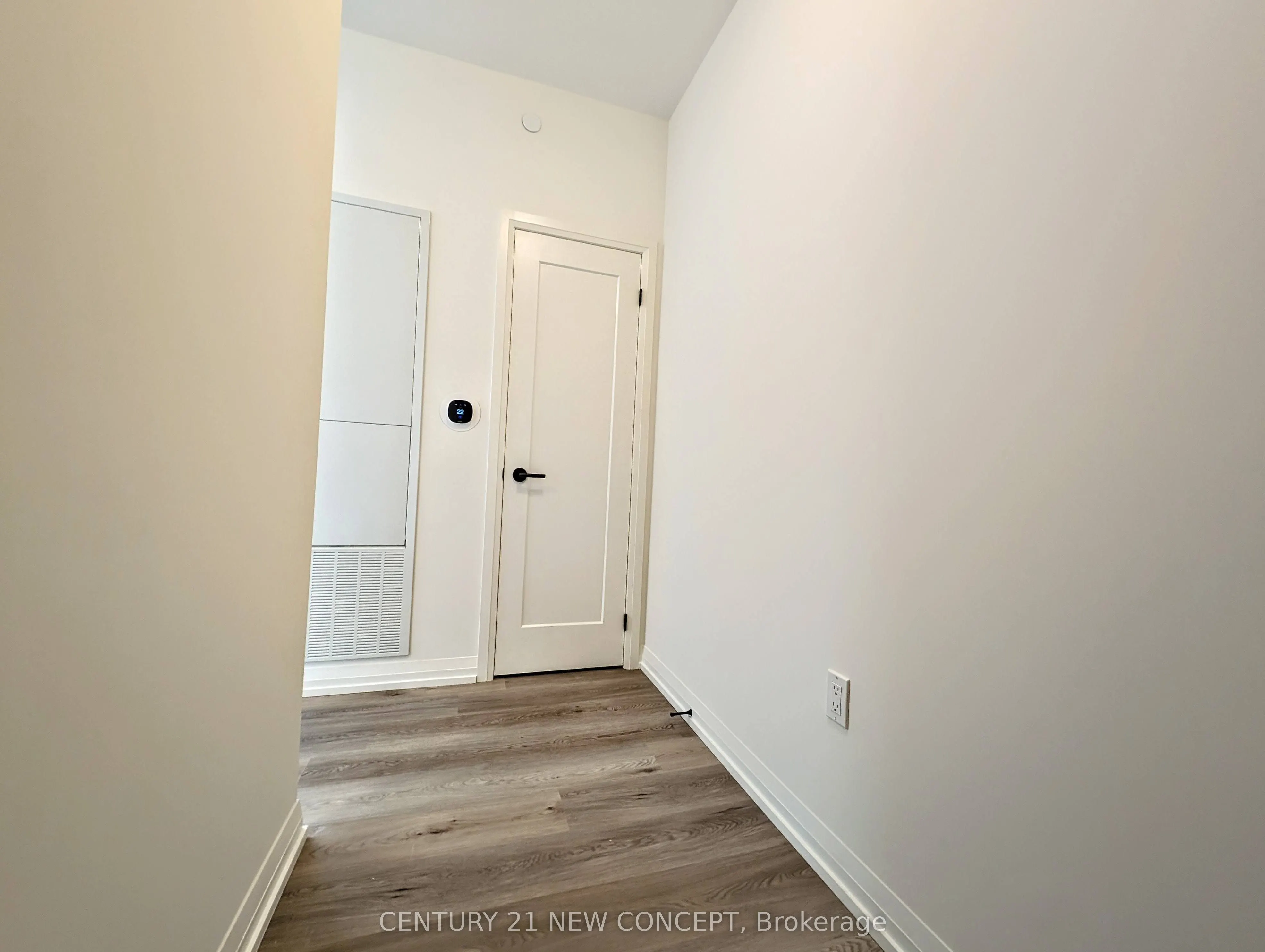 280 Dundas Street W, #2802
