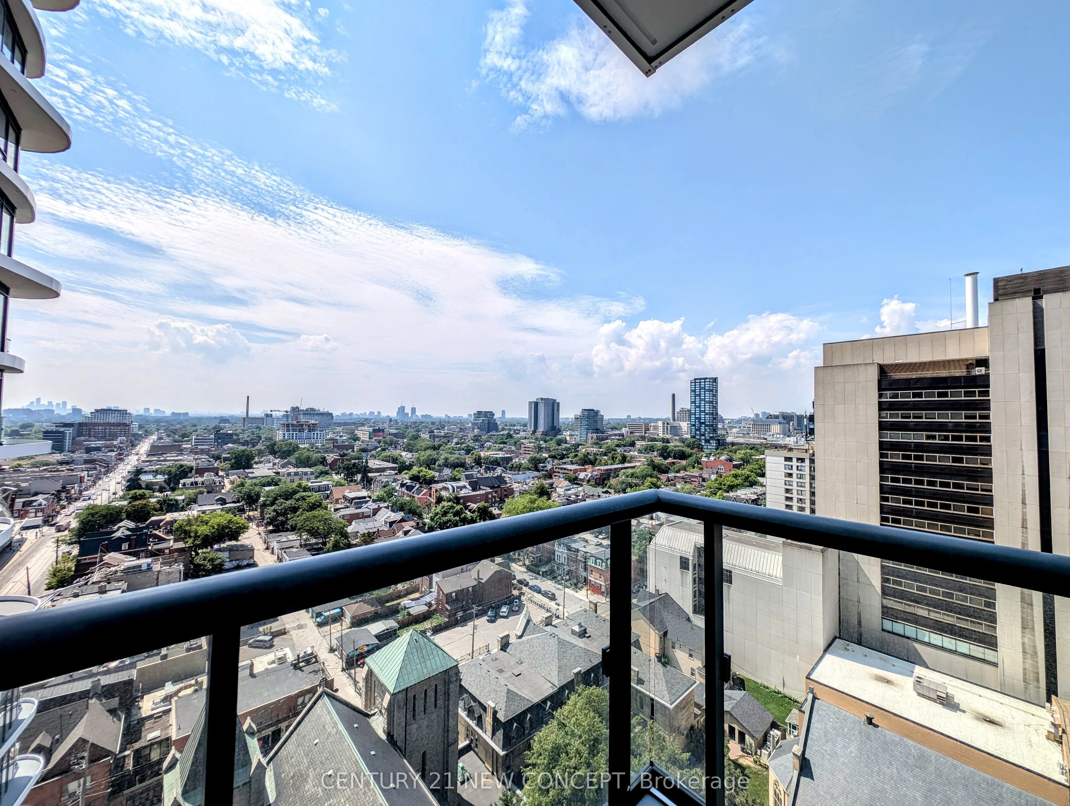 280 Dundas Street W, #2802