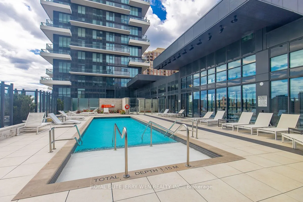 30 Inn On The Park Drive, #3410
