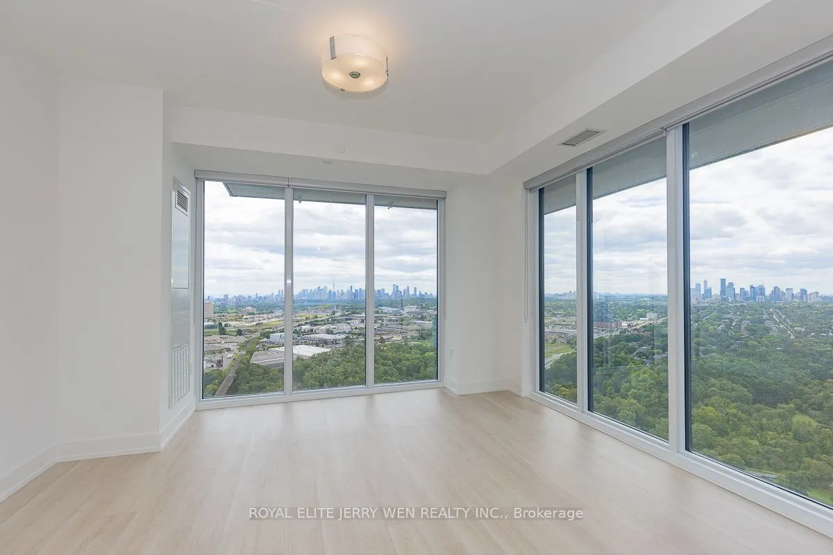 30 Inn On The Park Drive, #3410