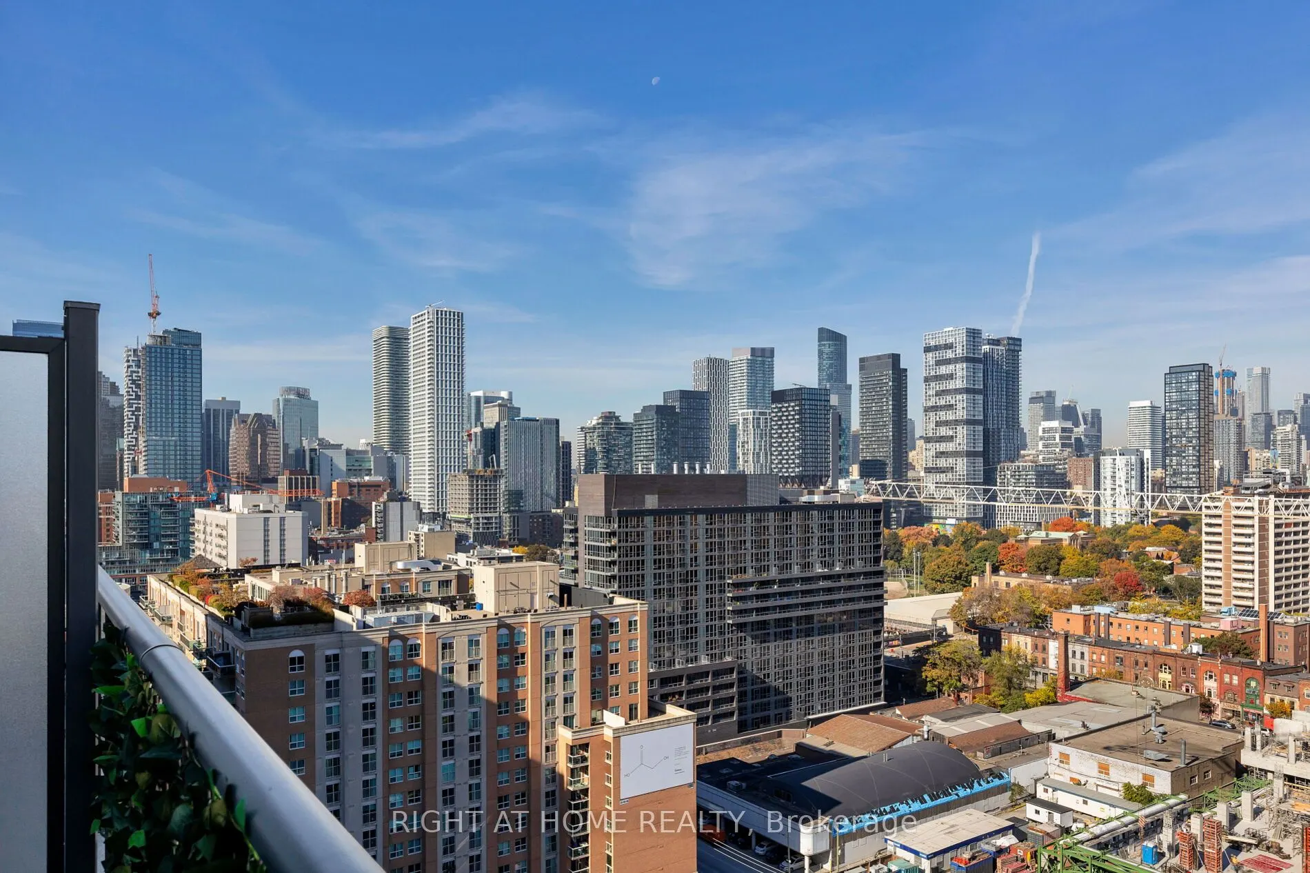 460 Adelaide Street E, #PH 216