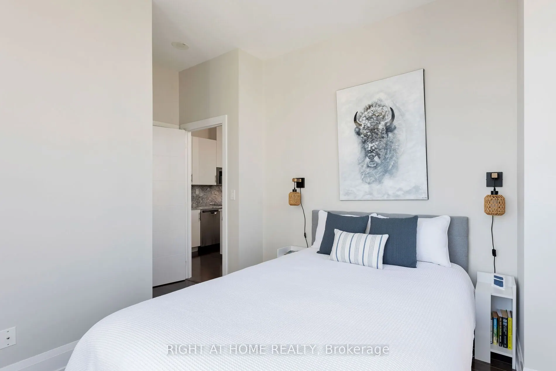 460 Adelaide Street E, #PH 216