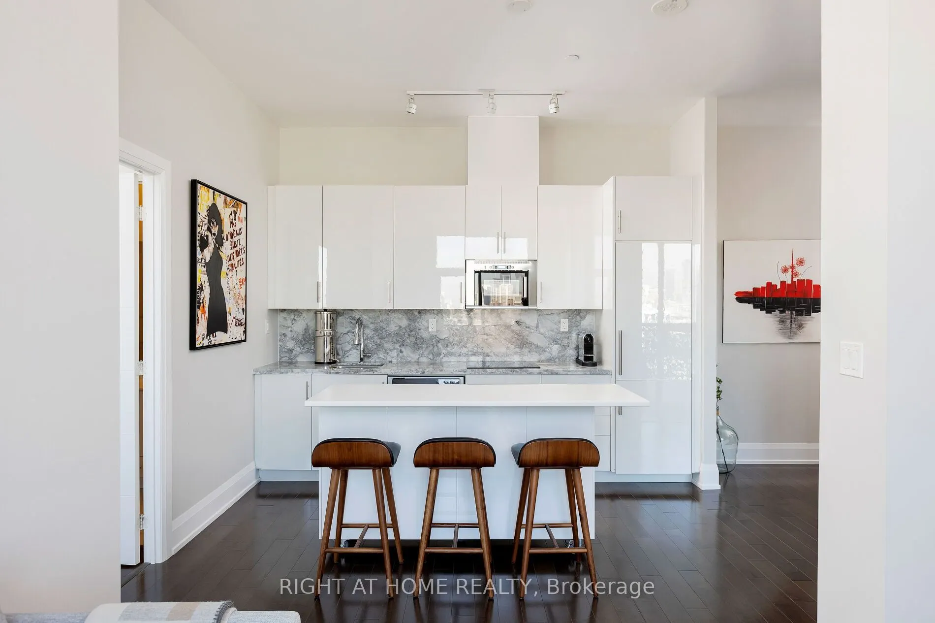 460 Adelaide Street E, #PH 216
