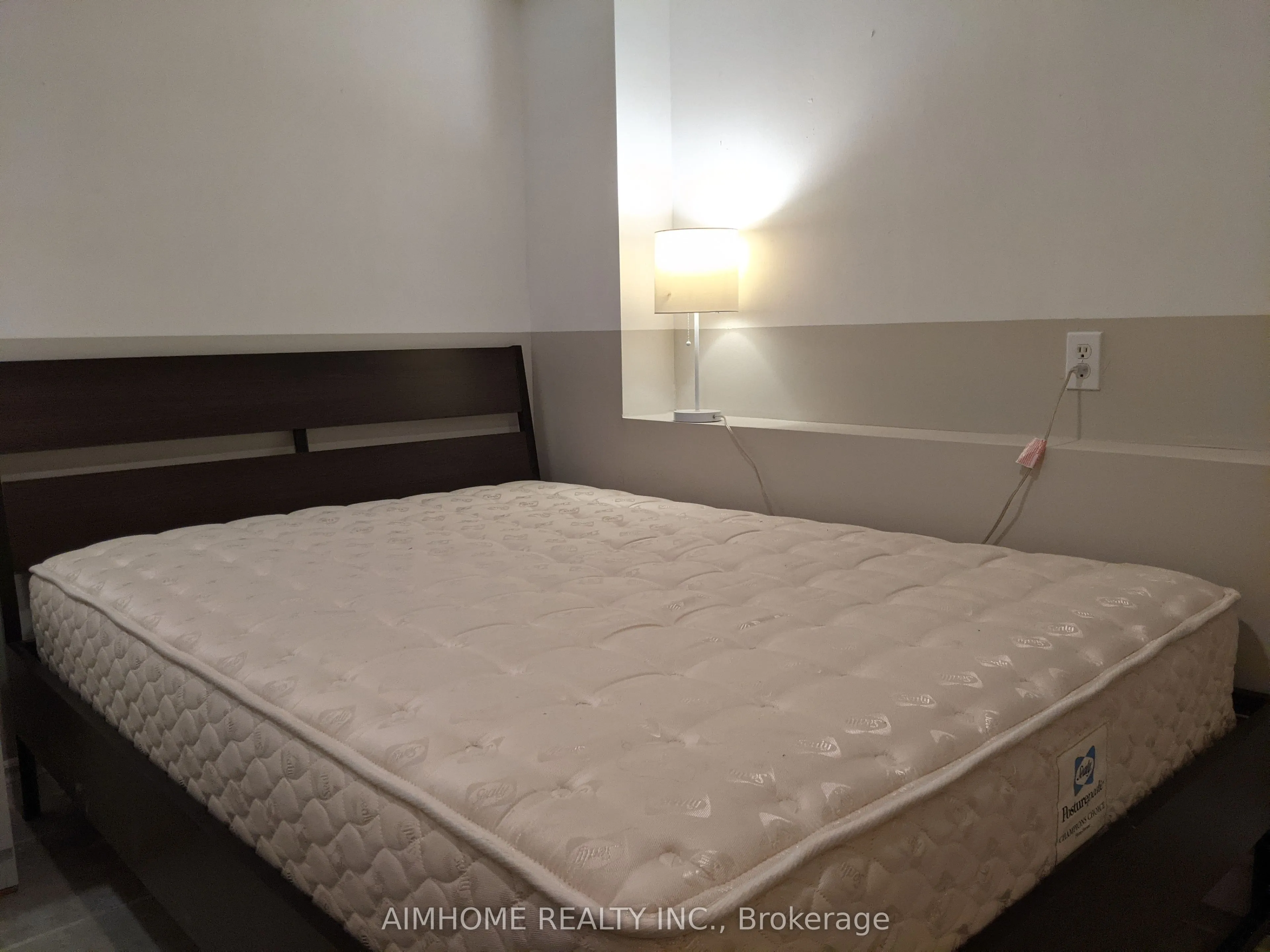 510 Ontario Street, #13