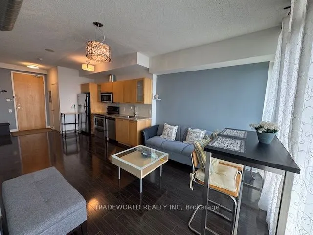 33 Mill Street, #1805
