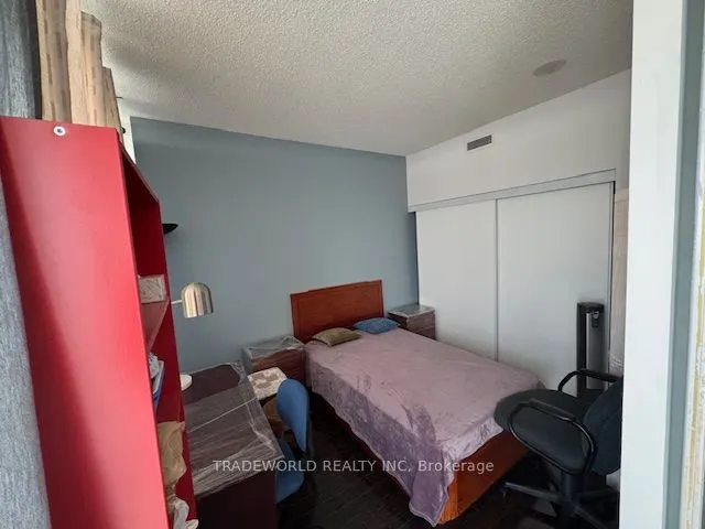 33 Mill Street, #1805
