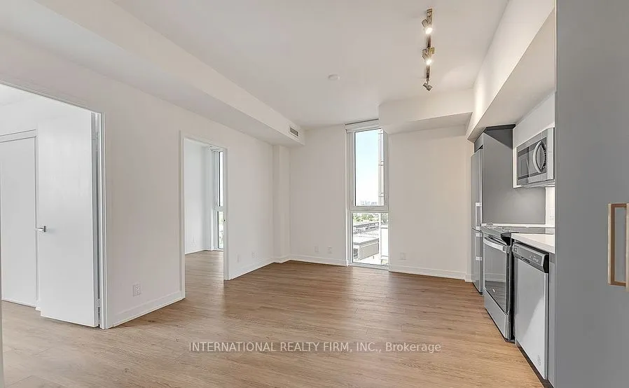 30 Tretti Way, #1016