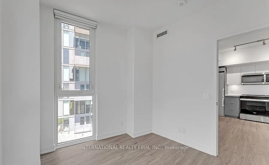 30 Tretti Way, #1016