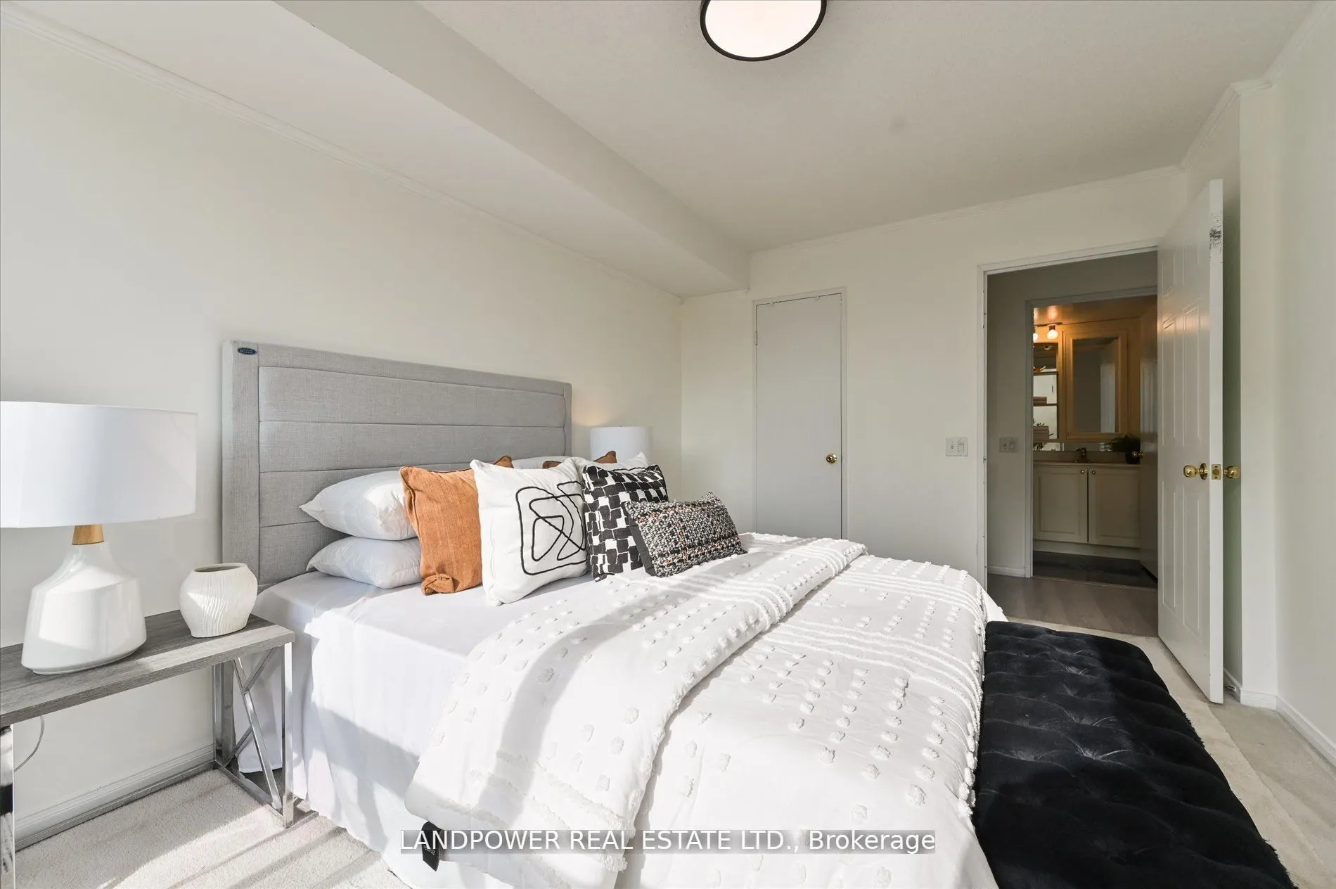 750 Bay Street, #2108