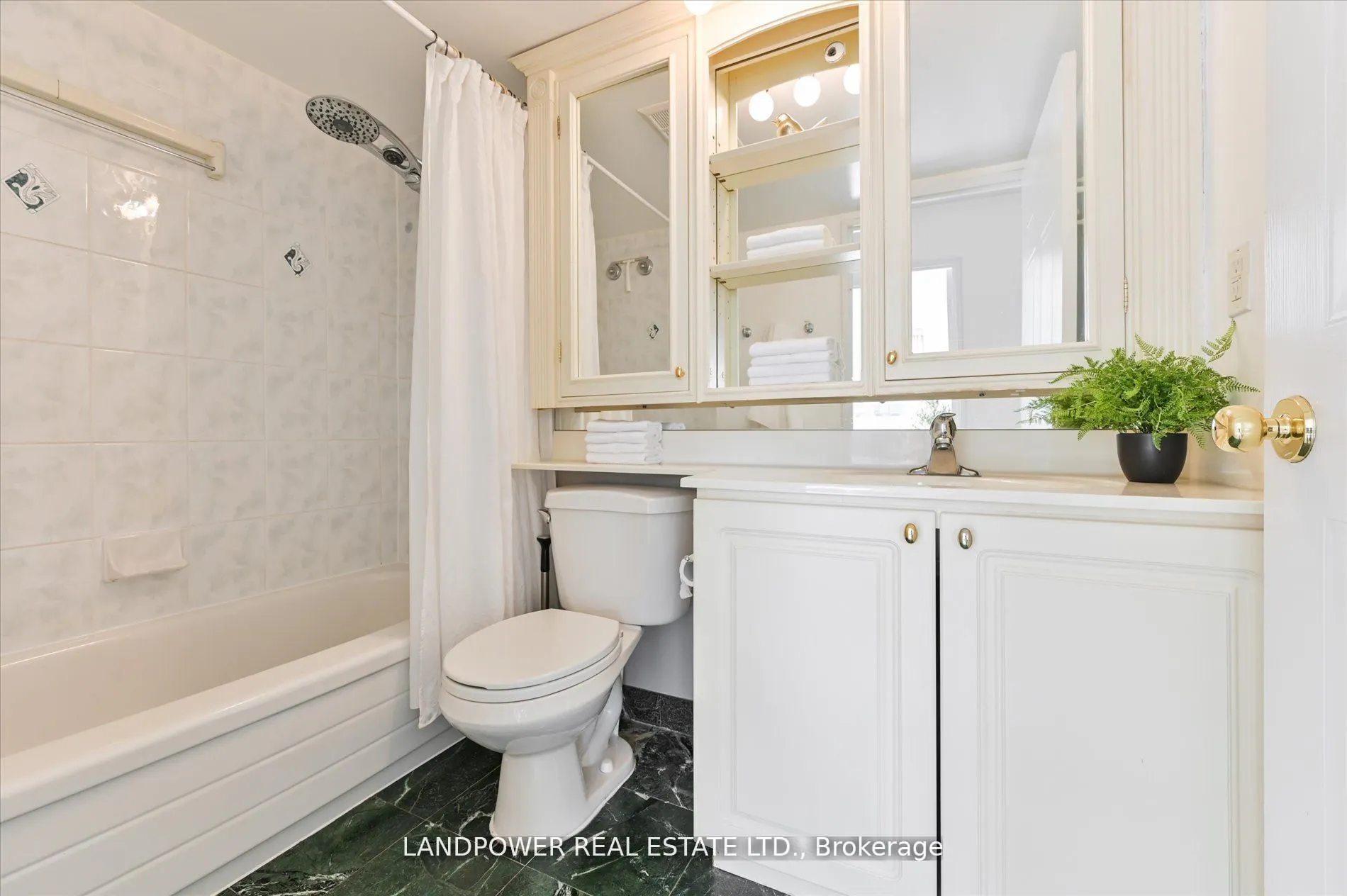 750 Bay Street, #2108
